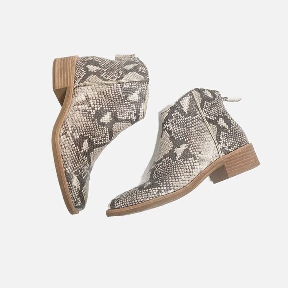 Dolce Vita Tavin Bootie Snakeskin Embossed Python Stacked Heel Almond Toe Sz 7.5 - Picture 6 of 9